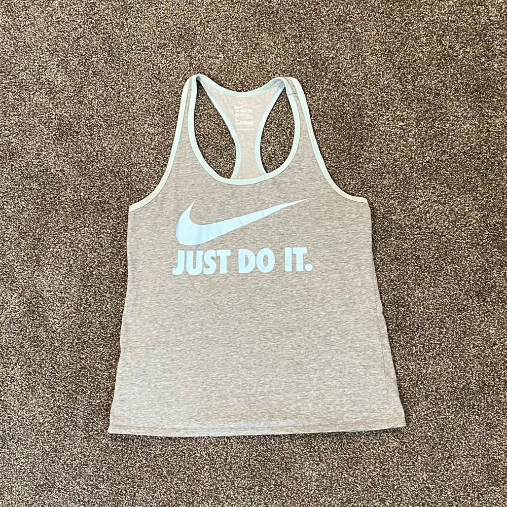 Nike tank